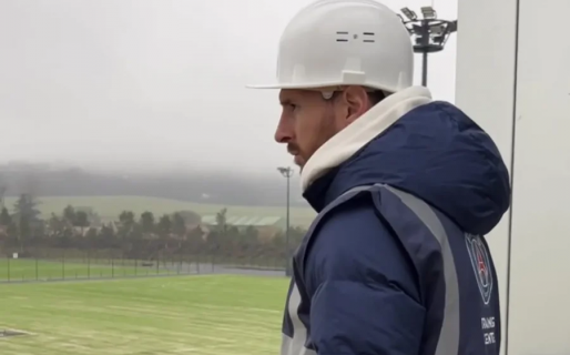 Messi debió vestirse de una manera especial para cumplir con una actividad del PSG: “El arquitecto”