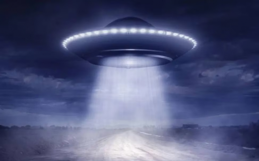 Una aparición en el cielo siembra dudas sobre el cerro Chenque: afirman que es un “nido OVNI”