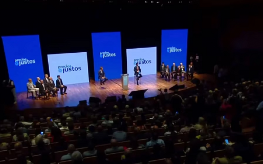 El Gobierno busca renegociar acuerdos e imponer un 3% de suba por mes