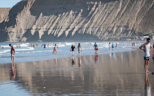 Luego de la tormenta salió el sol y los vecinos salieron a disfrutar de las playas