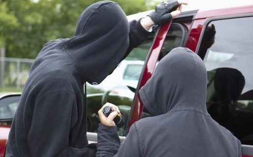 Dejó su camioneta cerca de la Terminal de Ómnibus y le robaron todo