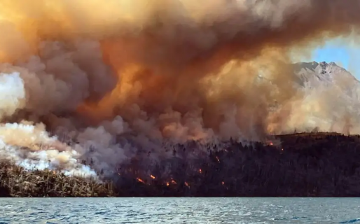 Incendios en Chubut: Cabandié habló de «intencionalidad» y hay un mapuche como principal sospechoso