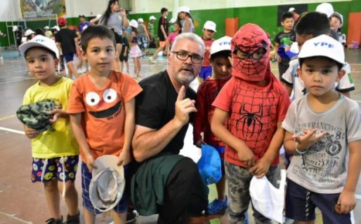 Los colonos de Ciudadela y Laprida recibieron su indumentaria de verano