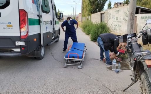Circulaba en su moto, sufrió una fuerte caída y debió ser trasladado al Hospital Alvear