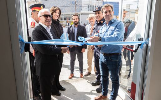 El intendente destacó el rol de Bomberos Voluntarios y reforzó su acompañamiento a la institución con la inauguración de una obra
