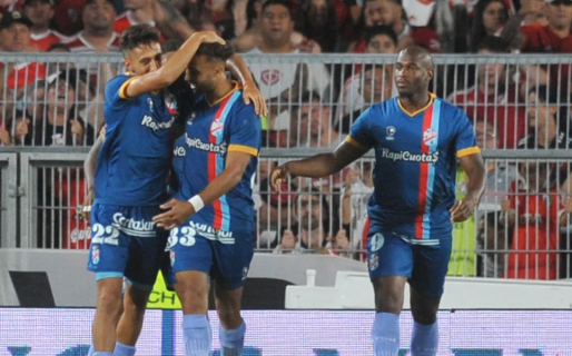 Arsenal sorprendió a River en el Monumental y Demichelis tuvo que pedir disculpas