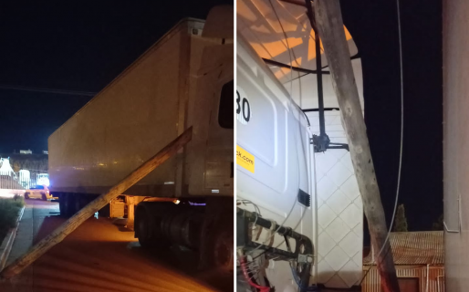 El conductor de un camión le erró al camino y dejó sin luz a dos casas en Km5