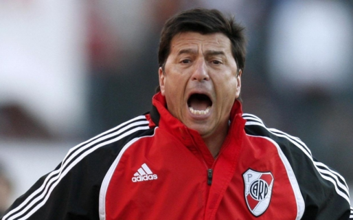 Tras la polémica, Daniel Pasarella no estará en el Monumental
