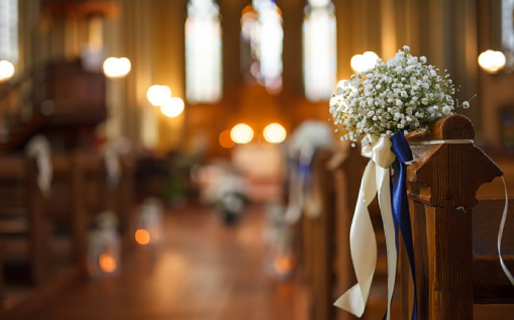 Antes de casarse, la novia descubrió que su futuro esposo todavía era amamantado por su madre