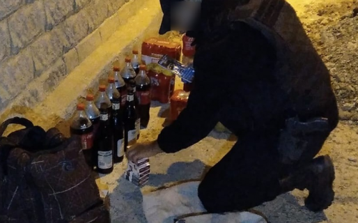 Lo sorprendieron realizando «delivery» ilegal de bebidas alcohólicas