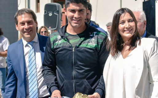 El entrenador de Gimnasia y Esgrima fue reconocido como ciudadano destacado