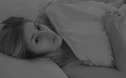 Julieta volvió a protagonizar un insólito hecho en plena madrugada: “Mira a la cámara”