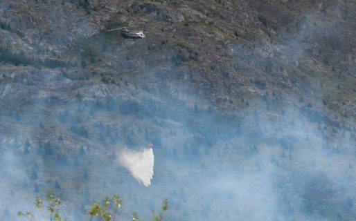 Brigadistas contienen incendio en El Pedregoso y continúan los operativos en Lago Cholila y Laguna Larga