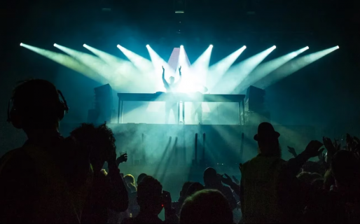 Perdió los ahorros de toda su vida para conocer a un hombre que fingía ser un ídolo K-pop