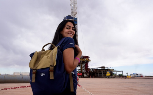 Fundación YPF: Convocatoria de Becas de Grado para estudiantes universitarios