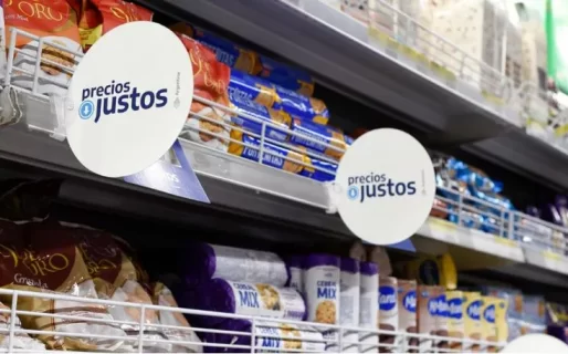 Agua, fideos y leche: se agranda la diferencia de precios de alimentos entre almacenes y supermercados