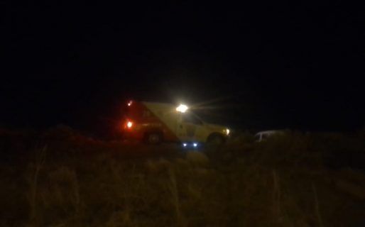 Dos personas cayeron por un barranco en Ciudadela y fueron rescatados por Bomberos en un arriesgado operativo