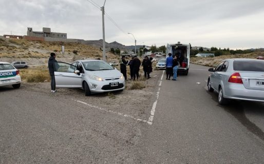 Chocaron en la rotonda que nadie sabe si es rotonda y la identifican con el nombre de un telo