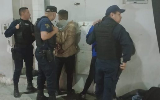 Lo apuñalaron a metros de la Seccional 1era. de Policía y tiene pronóstico reservado
