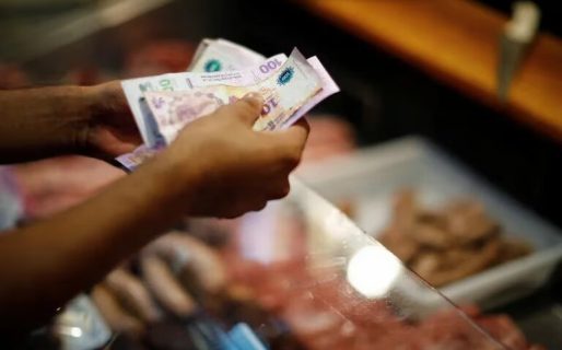 La inflación quema a los argentinos y todos prometen una terapia de shock