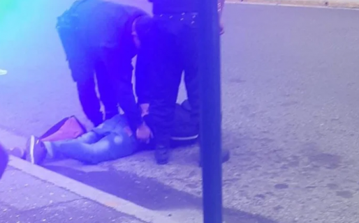 Entró, robó y corrió