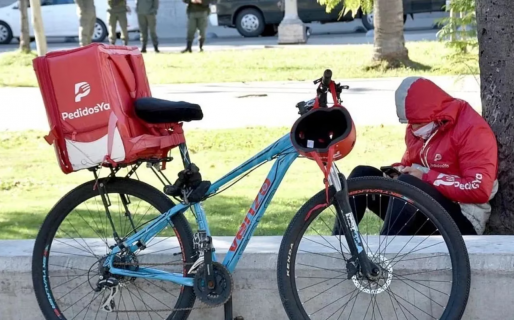 Un ladrón apuñaló a un delivery, los vecinos lo atraparon y le dieron una golpiza