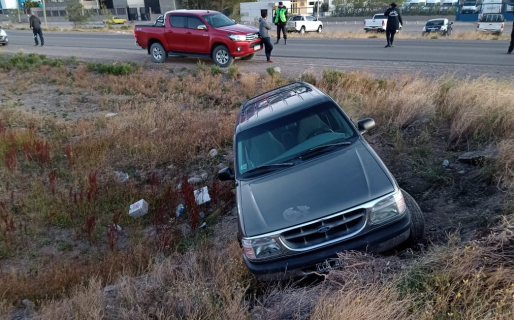 Perdió el control, despistó y cayó por un barranco: iba borracho