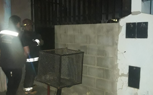 Un cortocircuito provocó el incendio de un quincho en las 1311 viviendas