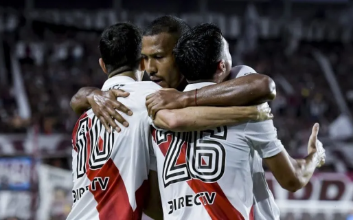 River Plate volvió a la victoria en un partido lleno de polémicas