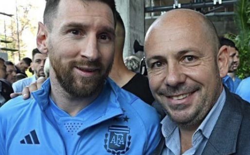 El vicegobernador participó del homenaje a Leo Messi en la AFA