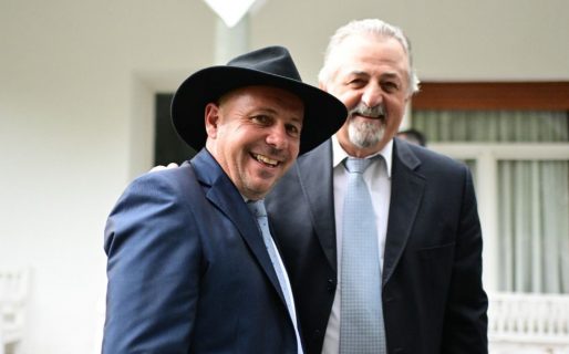 ¿Quién mueve primero?