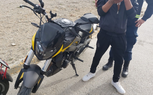 Dieron en el Quirno Costa con una moto robada en Buenos Aires