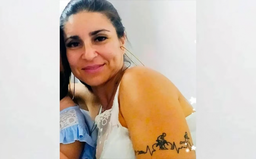 Dijo que se iba a comer asado y su hijo la encontró muerta en el patio de su casa