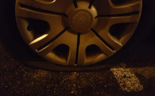 Tenía una cita con una chica, se le ocurrió una pésima excusa y lo atraparon