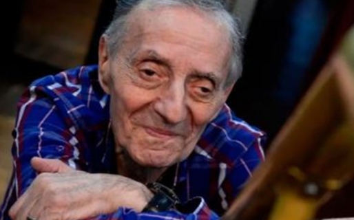 Tristán está internado en grave estado por neumonía bilateral