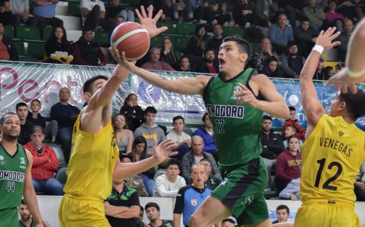 Gimnasia aplastó a Obras y volvió a sonreír