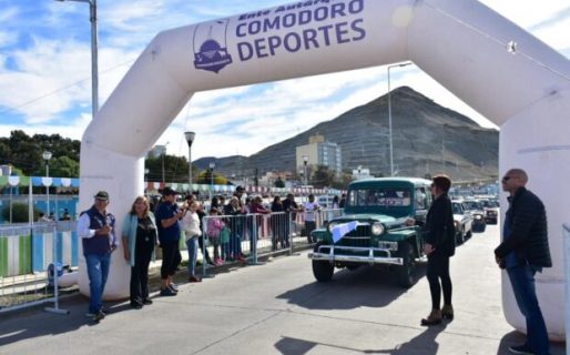 El Club de Autos Clásicos de la Patagonia realizó el Rally “Héroes de Malvinas”