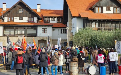 Gremios estatales se manifestaron en contra de la criminalización de la protesta