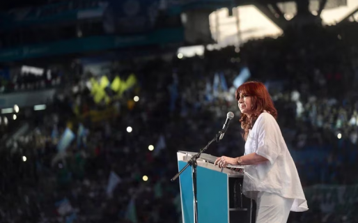 Con fuerte expectativa electoral y en medio de la tensión cambiaria, Cristina Kirchner hablará esta tarde en La Plata