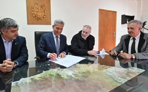 Arcioni envió a la Legislatura el proyecto de Ley de Soberanía Energética