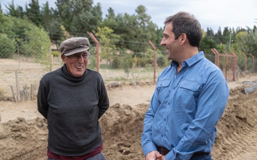 <strong>Luque recorrió obras de cordón cuneta y profundiza la labor en terreno con el ordenamiento de los barrios</strong>