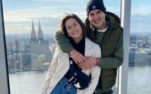 Un campeón del mundo separado: Su pareja descubrió a la amante en el sillón de su casa