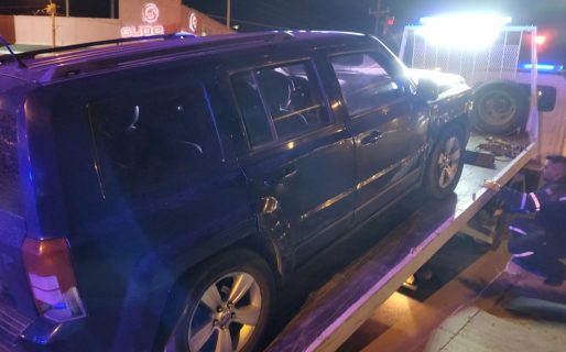 Manejaba borracha su camioneta y la detuvieron por maniobras peligrosas