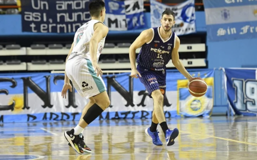 Gimnasia consiguió una nueva victoria de visitante ante Peñarol