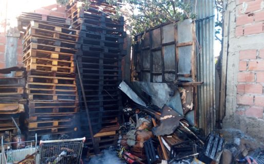 Se incendió el galpón de una verdulería: No hubo personas heridas