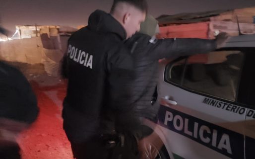 La policía detuvo a un sujeto que tenía pedido de captura y debía cumplir condena por robo