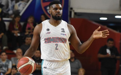 Mencia: «Somos un gran equipo y tenemos que mantenernos juntos para que el partido sea diferente»
