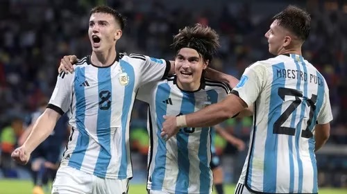 La Selección Argentina enfrenta a Nigeria por los octavos de final