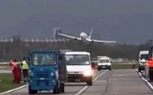 Un piloto de FlyBondi tuvo que realizar una maniobra arriesgada en Aeroparque cuando intentaba aterrizar