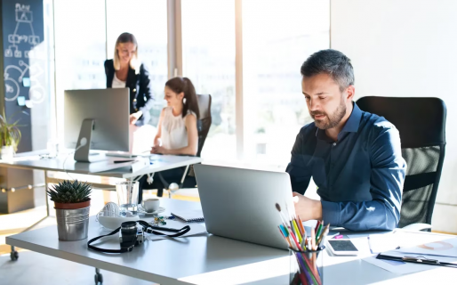 Fin de semana largo de mayo: cuáles son las diferencias entre feriado y día no laborable